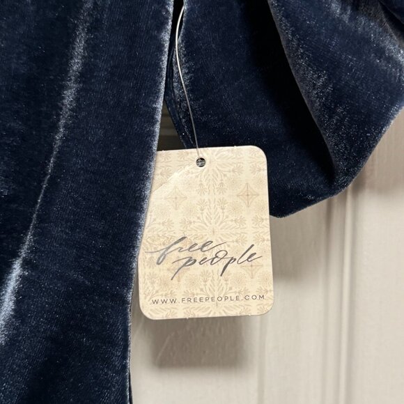 FREE PEOPLE Cupcake Velvet Top - New with Tags - Picture 5 of 9